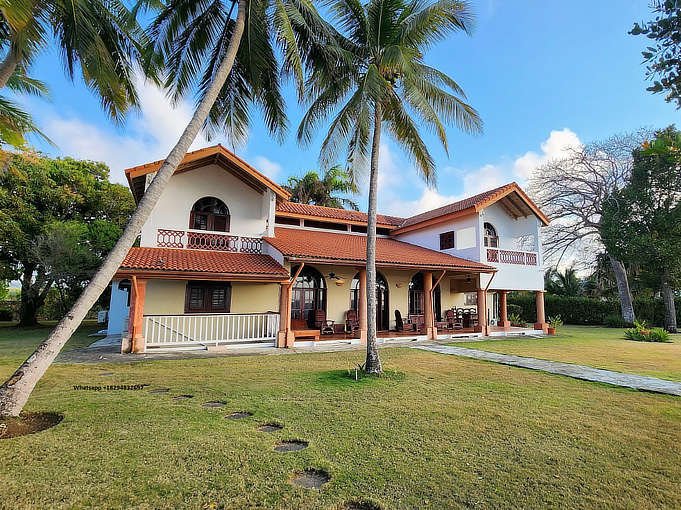 Playa Chiquita 8 BR Villa – Sosua